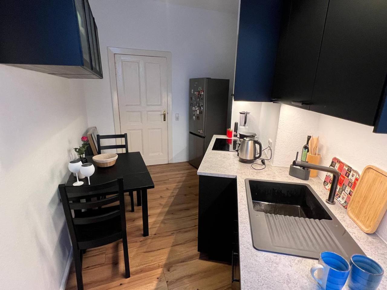 Apartment Stylish 2-room With Balcony Next To East Side Gallery Berlin
